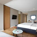 Yacht Отель 4*