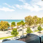 Yacht Hotel Vlorë
