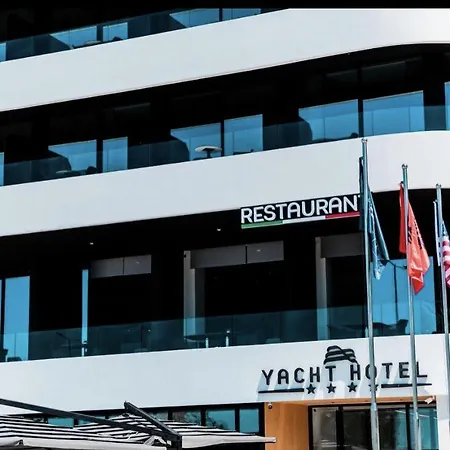Yacht 4* Vlorë