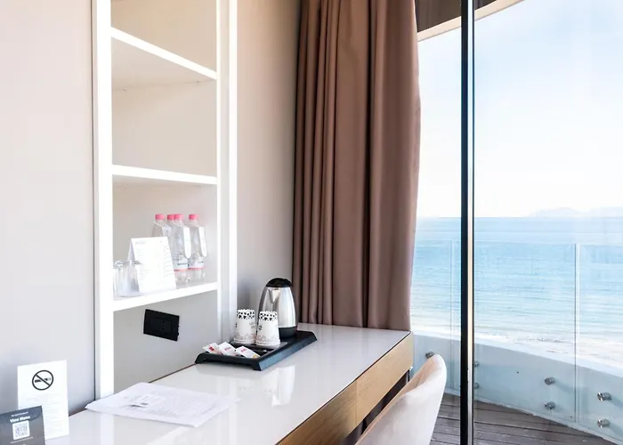 Yacht 4* Vlorë