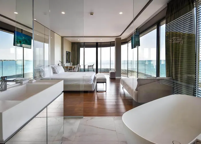 Yacht 4* Vlorë