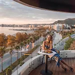 מלון Yacht