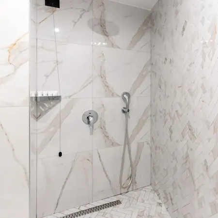 Hotell Yacht Vlorë